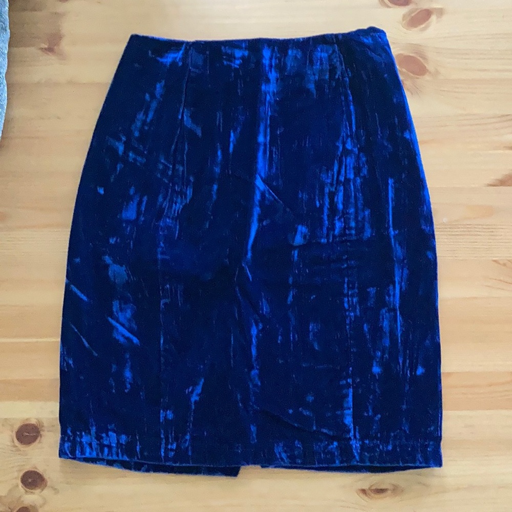 Blue velvet skirt